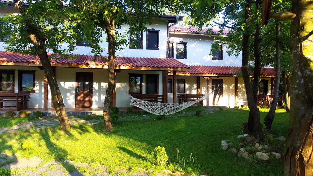 Отель Holiday Park Ranchoto Кирково Экстерьер фото
