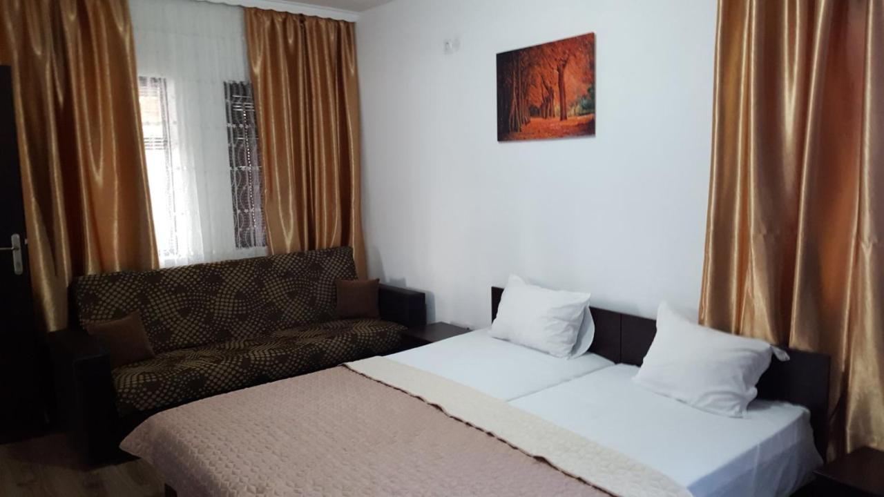 Отель Holiday Park Ranchoto Кирково Экстерьер фото