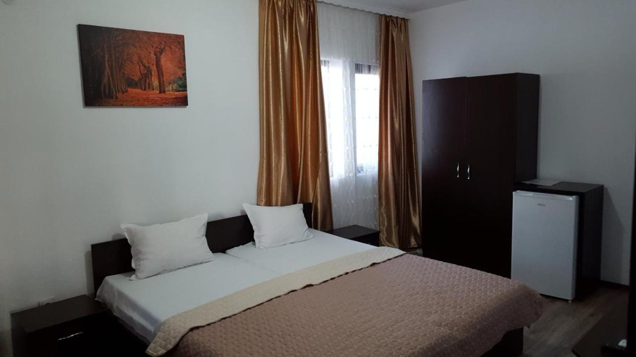 Отель Holiday Park Ranchoto Кирково Экстерьер фото