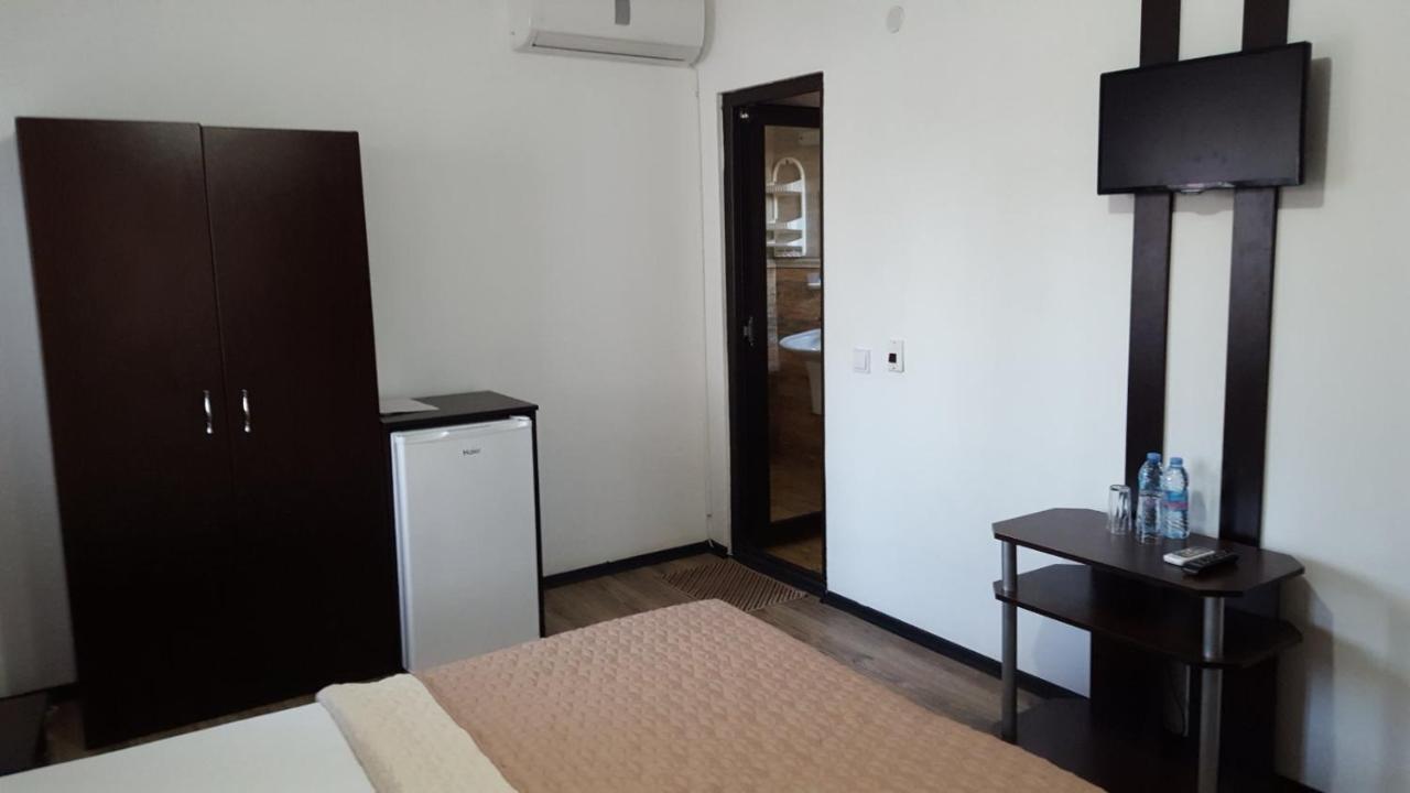 Отель Holiday Park Ranchoto Кирково Экстерьер фото